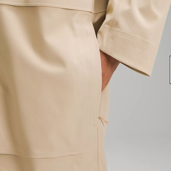 Lululemon Rain Coat - Picture 4 of 12